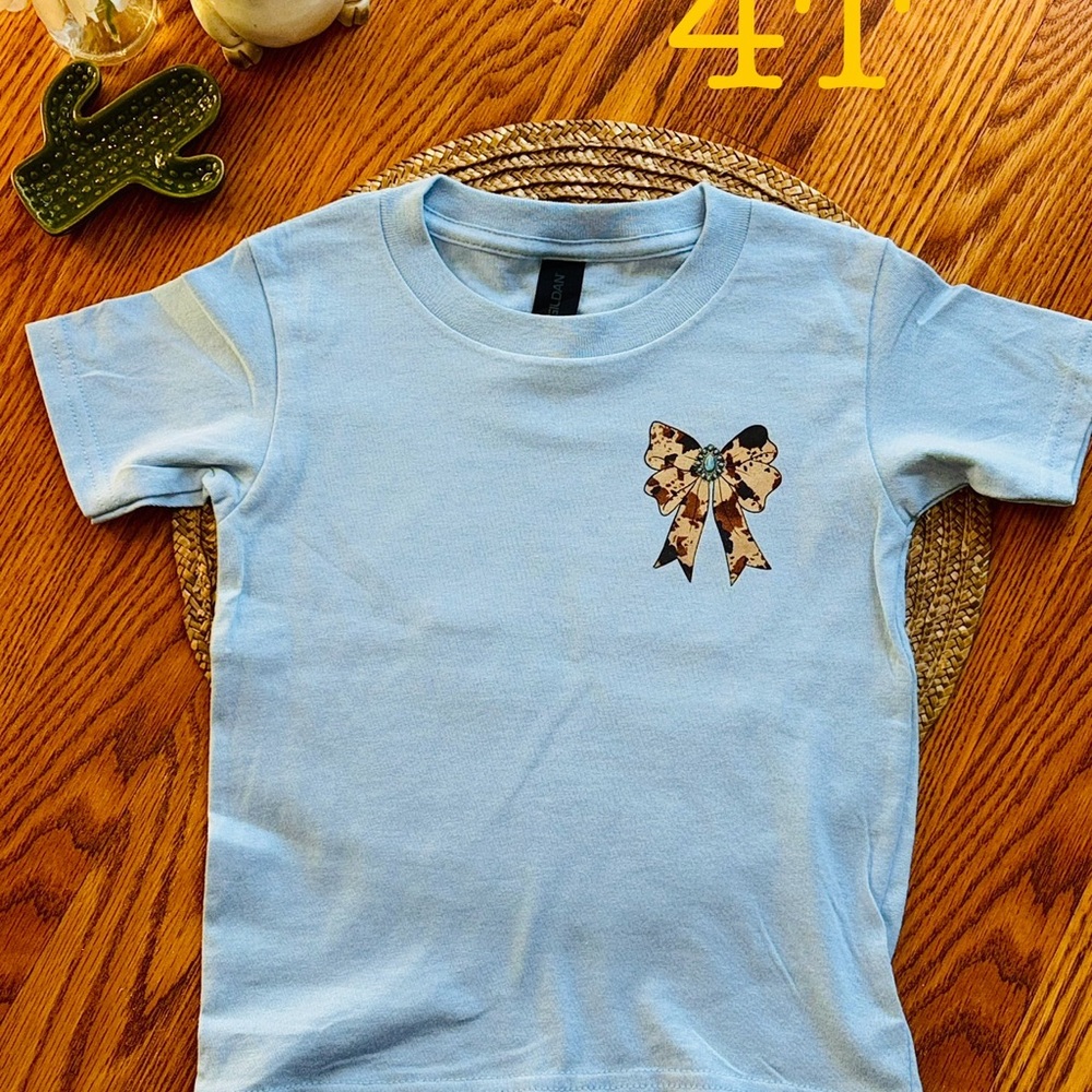 Light Blue Short Sleeve Tee with Bow Embroidery